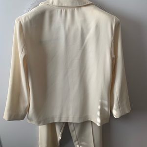 Bundle deals on david brooks womens 2pc suits